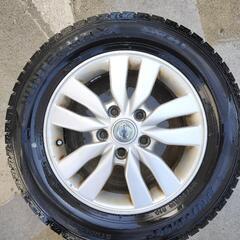 22年製冬タイヤ195/65R15  タイヤホイールセット
4本...