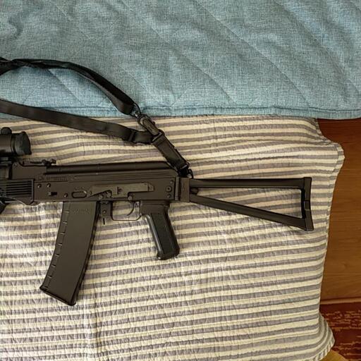 商談中【美品】次世代電動ガン/東京マルイ/ＡＫ１０２/対象年齢18歳以上/ライフル/バッテリー/動作確認済 商談中【美品】次世代電動ガン/東京マルイ/AK102/対象年齢18歳以上/