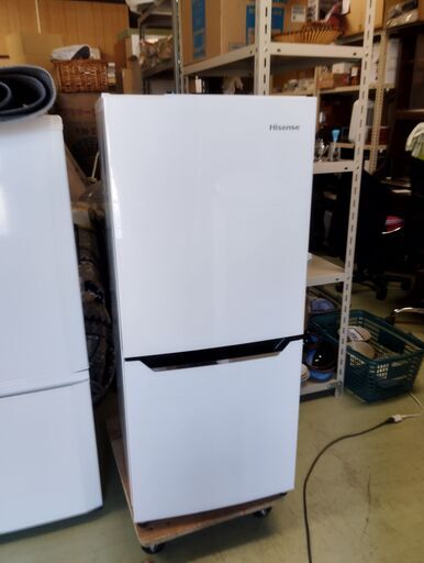 ハイセンス Hisense 2ドア冷凍冷蔵庫 2017年製 HR-D1302　/UJ-0834 1F
