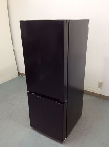 (4/8受渡済)YJT8411【YAMADA/ヤマダ 2ドア冷蔵庫】美品 2023年製 YRZ-F15J 家電 キッチン 冷蔵冷凍庫 右開き 156L