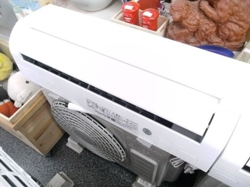 中古品 2022年製 日立 ルームエアコン 白くまくん RAS-D22M 6畳 2403131246