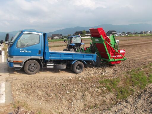 農業用ストーンピッカー SST-1100SS