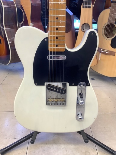 エレキギター　FENDER JAPAN