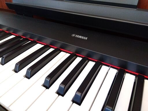 美品 YAMAHA 電子キーボード Piaggero（ピアジェーロ）NP-32 ブラック 76鍵