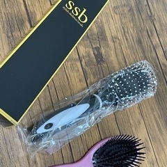 新品ヘアブラシ