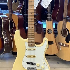 エレキギター　FENDER JAPAN     ストラトキャスター