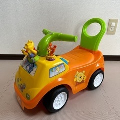 【おもちゃ】プーさんの車