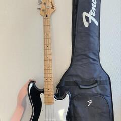 Fender bass Squier  