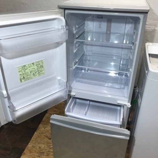 Hisense ほぼ新品冷蔵庫 かわいらし 12/17迄受付 