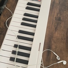 新品　折りたたみ キーボード 電子ピアノ  61鍵盤  一回のみ...