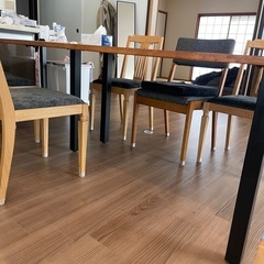 ダイニングテーブル イス