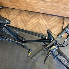 【後輪タイヤ・前後チューブ新品！】7段変速　700×32cクロスバイク　マットブラック