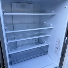 決まりました☆高年式の中古品☆AQUA☆冷蔵庫355L?格安