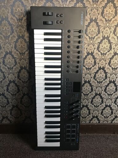 Nektar Technology IMPACT LX49+ MIDI コントローラー 49鍵 鍵盤 キーボード　（箱付き）