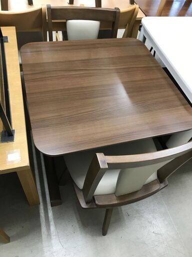 ニトリ　NITORI　 ダイニングセット ウォルブ ダイニングテーブルセット ダイニングテーブル3点セット ダイニング イス2脚 アンティーク調 木製 無垢材 北欧 おしゃれ クリーニング済 堺市 石津【ジャングルジャングルサカイ石津店】
