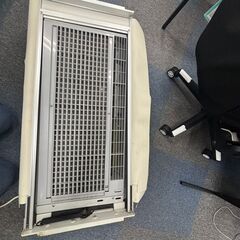 【稼動品】CORONA コロナ 窓枠エアコン CWH-A1818 冷暖房兼用 冷房4.5-7畳 暖房4-5畳 中古