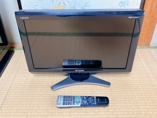 SHARP  液晶テレビ　20インチ