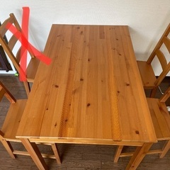 IKEA ダイニングテーブル、椅子3脚　ヨックモック