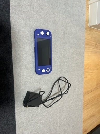 Nintendo Switch LITE ブルー