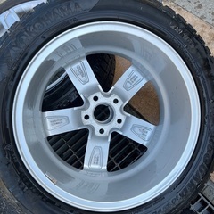 アウディA4アバントに使用のスタッドレス