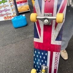 新品 スケートボード 