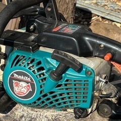 マキタ エンジン式チェーンソー