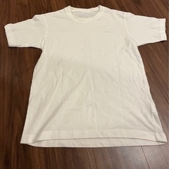 UNIQLO SサイズTシャツ