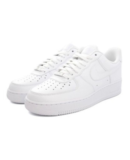 値下げしました⭐︎新品 国内正規品 箱付き タグ付き⭐︎NIKE AIR FORCE 1 ’07 ホワイト 27.0cm 【3/17(日)午前中までに手渡し可能な方限定】