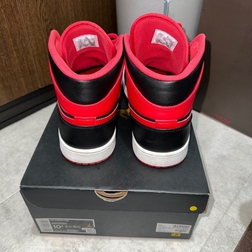 1000円オフ中 使用3回 美品 NIKE AIR JORDAN1 MID Bred Toe 28.5cm ナイキ エアジョーダン1ミッド ブレッドトゥ メンズスニーカー