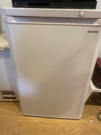 アイリスオーヤマ　85L 冷凍庫