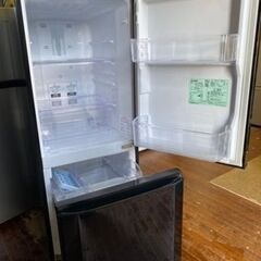 福岡市内配送無料　三菱電機 MITSUBISHI ELECTRIC MR-P15Y-B [冷蔵庫 Pシリーズ （146L・右開き） サファイアブラック]