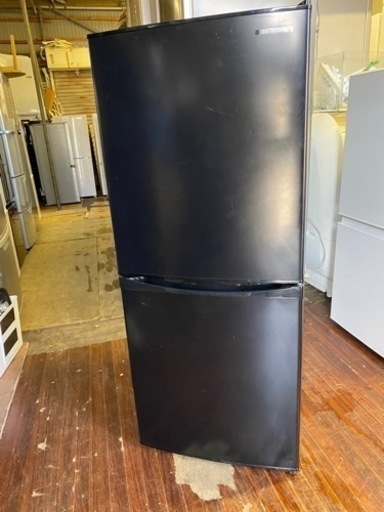 福岡市内配送無料　2019年　アイリスオーヤマ IRIS OHYAMA IRSD-14A-B [冷蔵庫 142L ブラック]