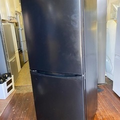 福岡市内配送無料　2019年　アイリスオーヤマ IRIS OHYAMA IRSD-14A-B [冷蔵庫 142L ブラック]