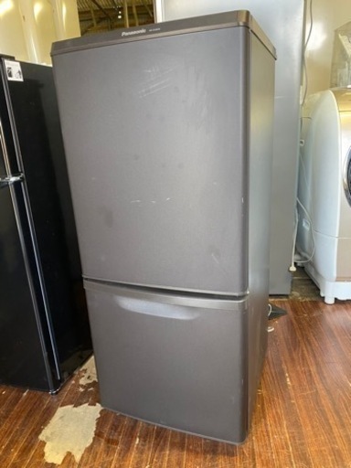 福岡市内配送無料　2019年式　パナソニック Panasonic NR-B14BW-T [冷蔵庫 138L　右開き 2ドア マットビターブラウン]