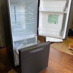 福岡市内配送無料 2019年式 パナソニック Panasonic NR-B14BW-T 