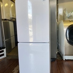 福岡市内配送無料 2019年 冷蔵庫 Global Series ホワイト JR-NF148B-W 