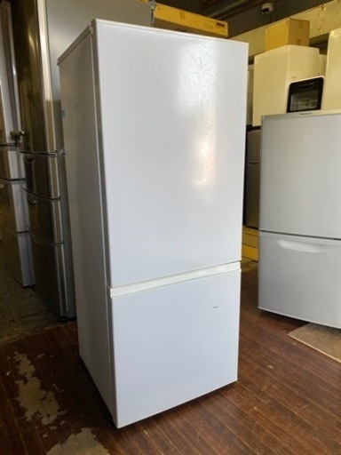 福岡市内配送無料　AQR-18G-W 冷蔵庫 ミルク [2ドア /右開きタイプ /184L]