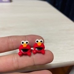 セサミストリート　ピアス