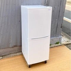 アイリスオーヤマ　　142L冷蔵庫　IRSD-14A-W