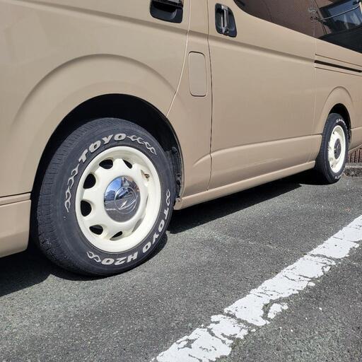 ハイエースナローミケロッティディーン16インチ車のホイール (ドリップ  