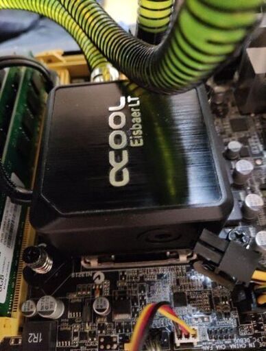 コンピューター intel Xeon e3 1226v3