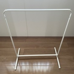 IKEAのMULIGハンガーラック（子供サイズ）