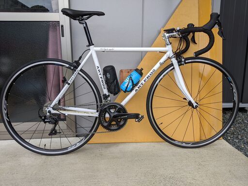 美品　ART PRO2　105Ｒ7000 オールシマノ 2022年購入　走行距離300ｷﾛ程度 再再値下げ!! 2022年式ロードバイク アートプロ2（国内ブランド