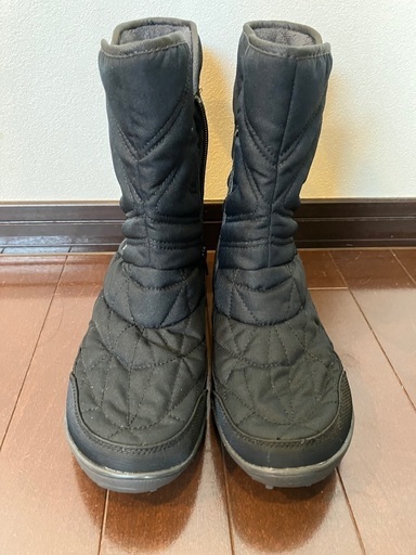 【最後値下げ】コロンビアの冬用ブーツ　黒