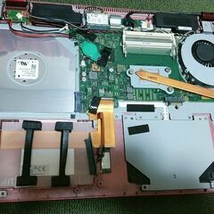 富士通 LIFEBOOK AH77/M (FMVA77MR) ジ...