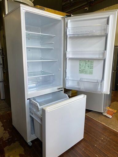 福岡市内配送無料 201L 2019年式 冷蔵庫 ホワイト AQR-20JBK-W [2ドア