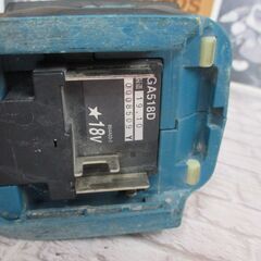 マキタ　makita　GA518D　ディスクグラインダ　中古品　本体のみ　18V　※フィルター一か所無し※　【ハンズクラフト宜野湾店】