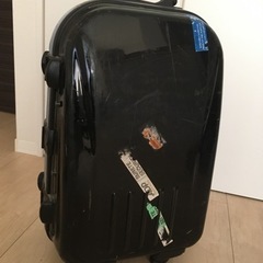 差し上げます！スーツケースです。