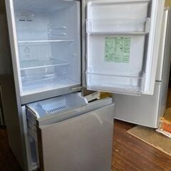 福岡市内配送無料 2021年式 AQUA アクア AQR-13K (S) [冷蔵庫(126L・右
