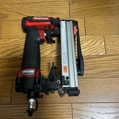 マキタ(makita) 高圧エアタッカ AT425HE